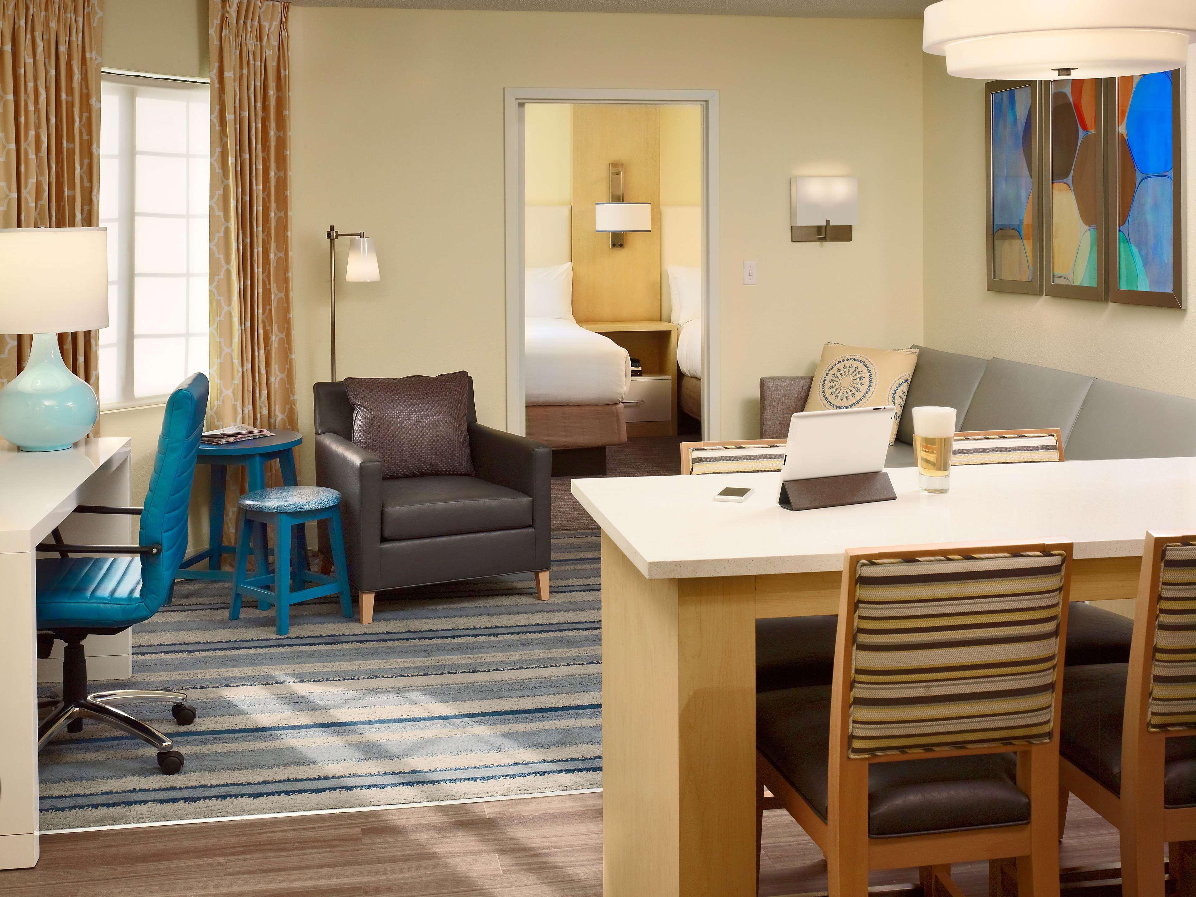 Sonesta ES Suites Auburn Hills Detroit Exterior foto